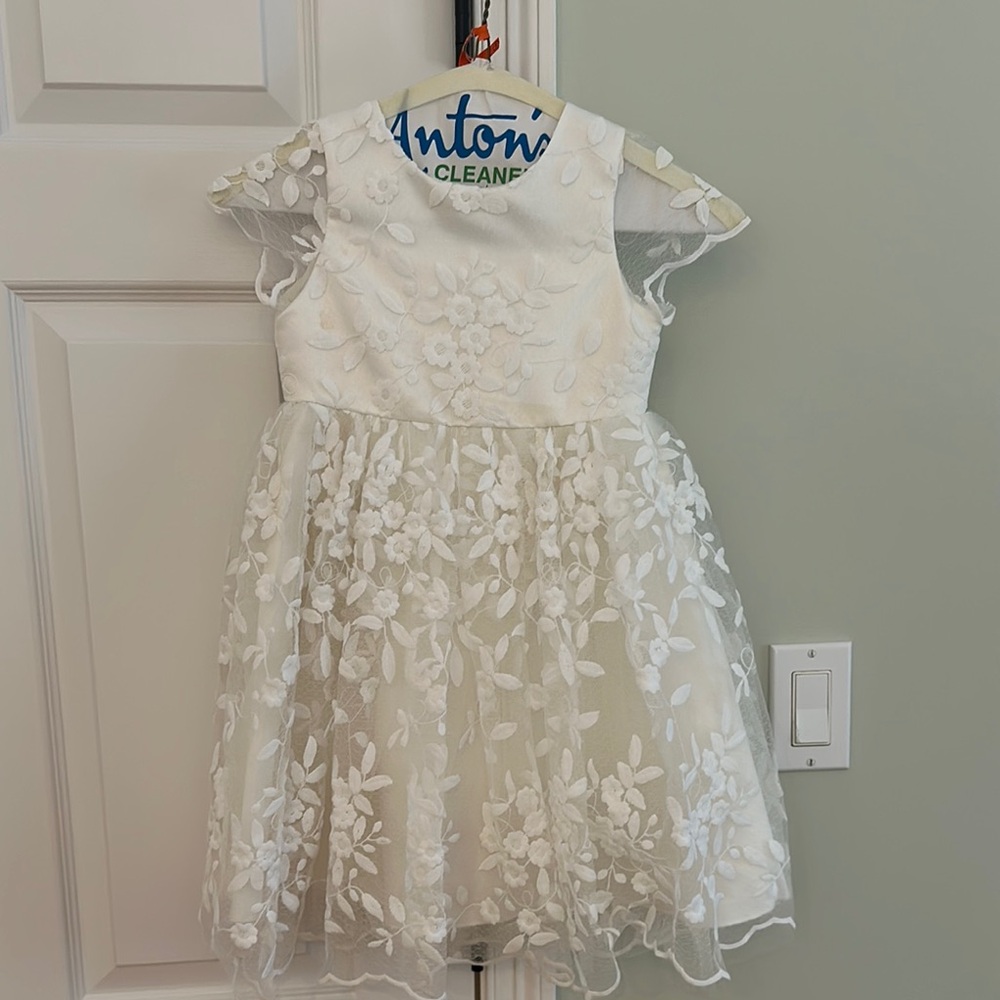 White A-Line Flutter Sleeve Flower Girl Dress